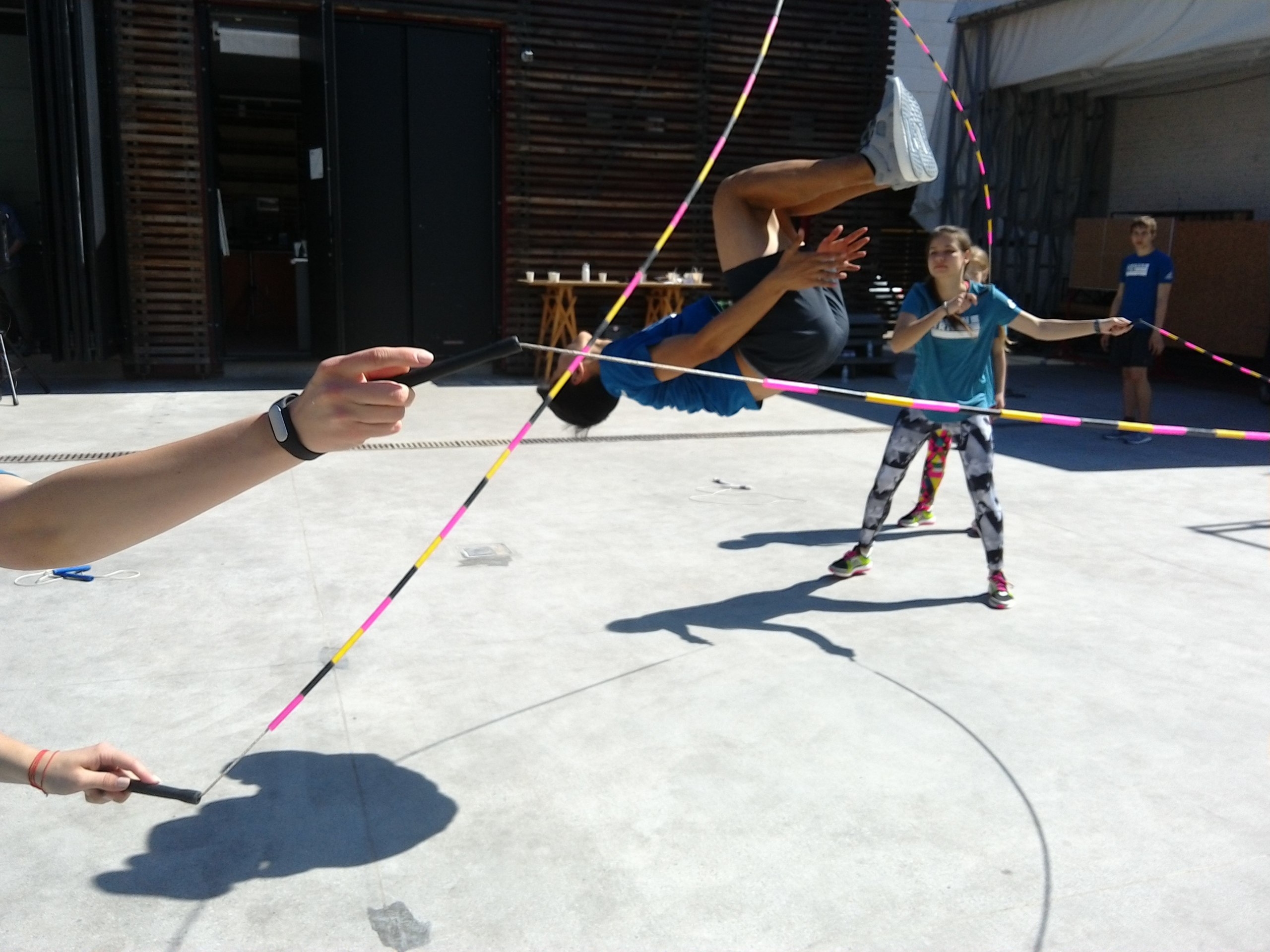 Rope skipping буквально переводится как «прыжки с веревкой»